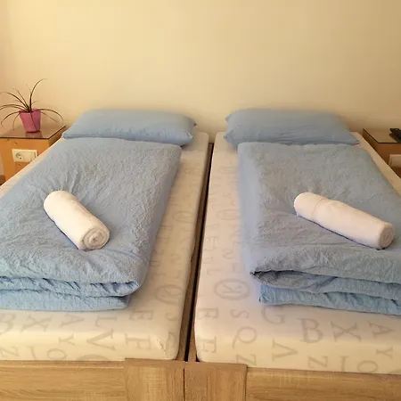 Argentieri בית הארחה *